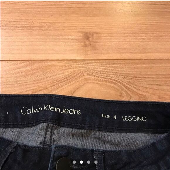 Calvin Klein Jeans dark wash leggings/jeggings - Picture 2 of 4